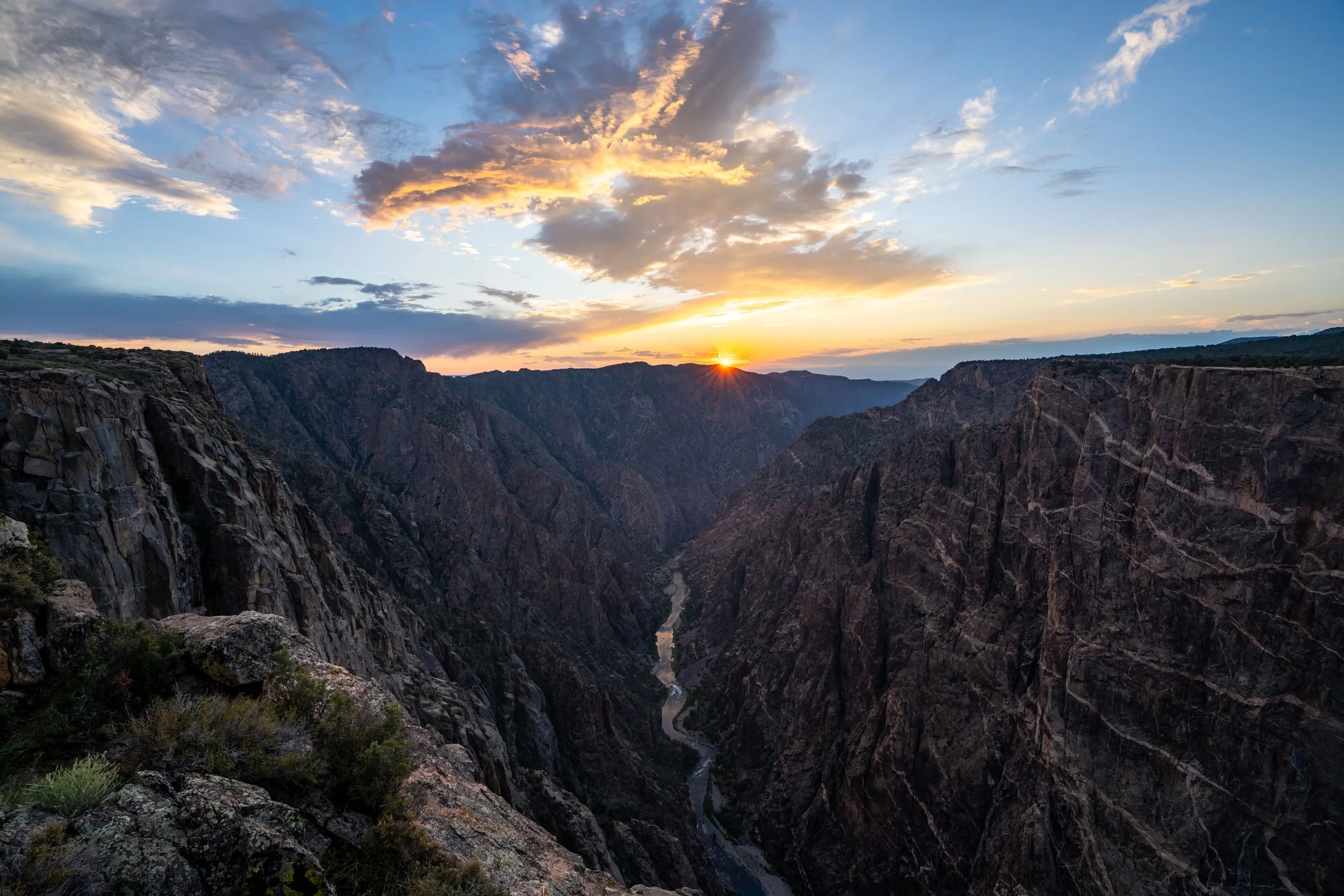 Dramatic overlook view at Black Canyon of the Gunnison National Park